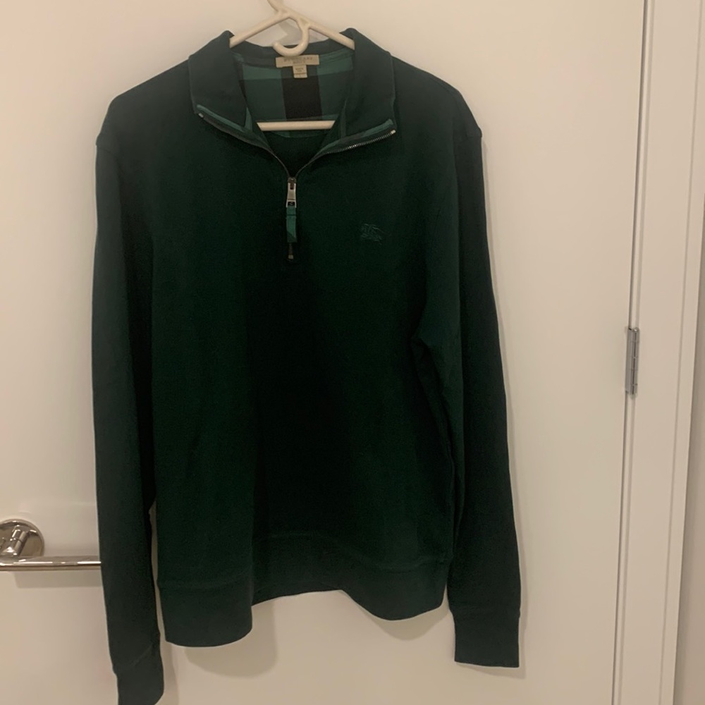 Burberry Men’s Pullover.  Size Large.